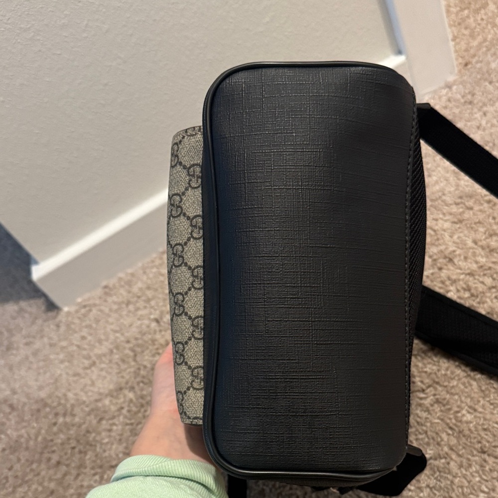 Gucci Backpack - Picture 7 of 8